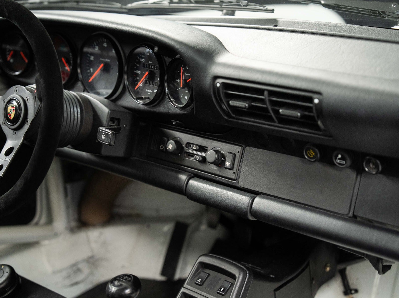 Gallery image 16 of 19