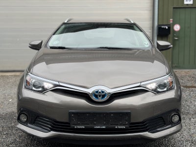 Toyota Auris 1,8 Hybrid H2 Comfort CVT 5d