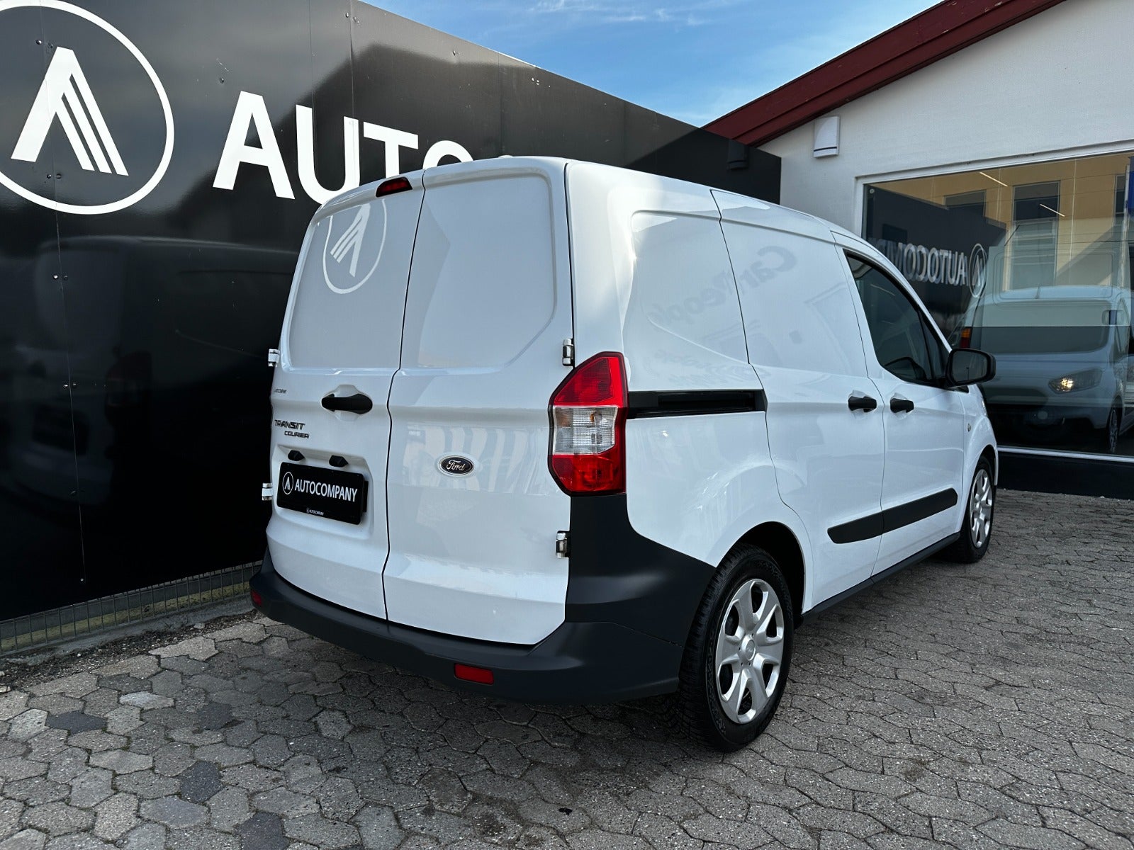 Ford Transit Courier TDCi 75 Trend