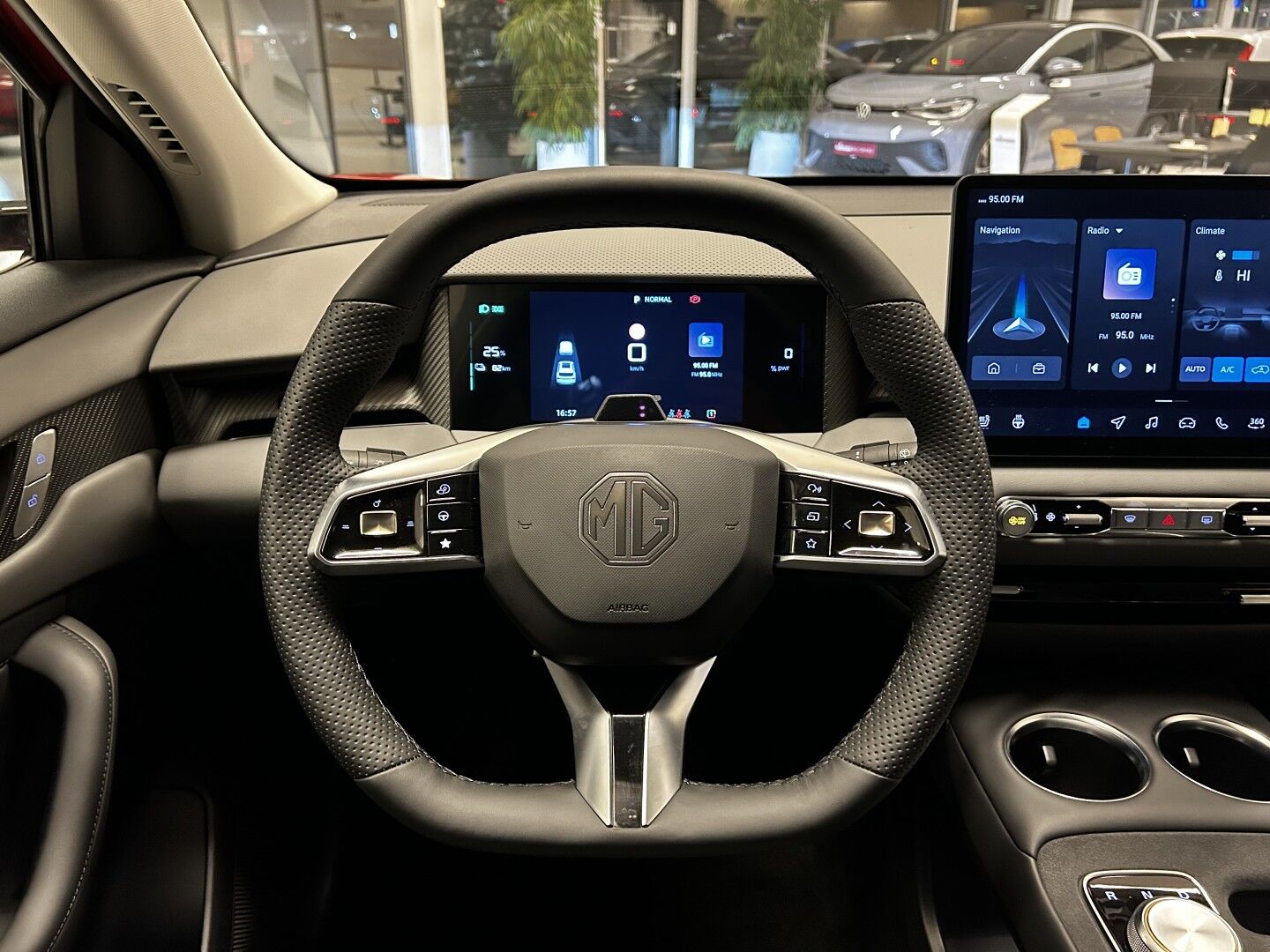 MG MGS5 Luxury