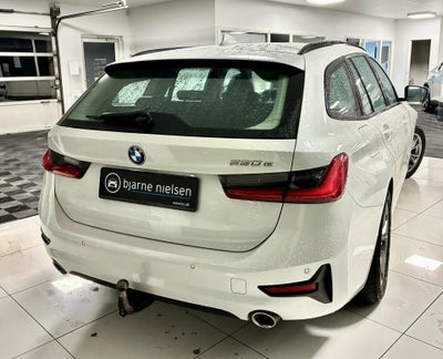 BMW 330e Touring Sport Line aut. billede 3