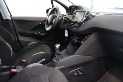 Peugeot 208 VTi Allure Sky