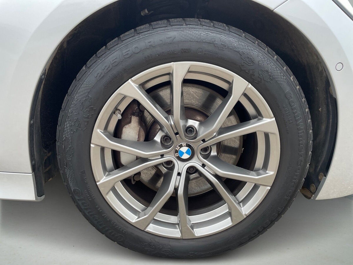 BMW 330i Touring Sport Line aut. billede 8