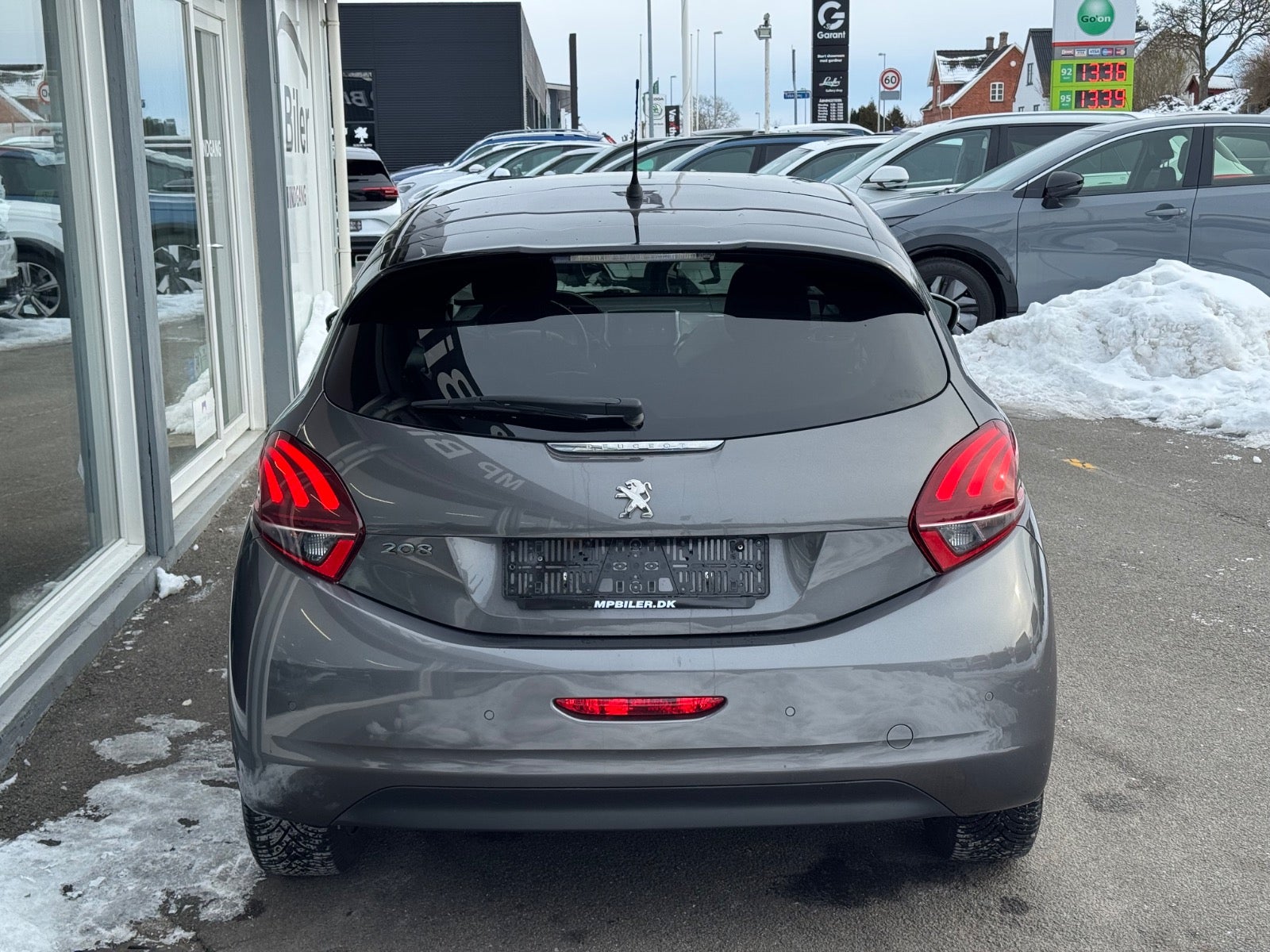 Billede af Peugeot 208 1,5 BlueHDi 100 Signature Sky