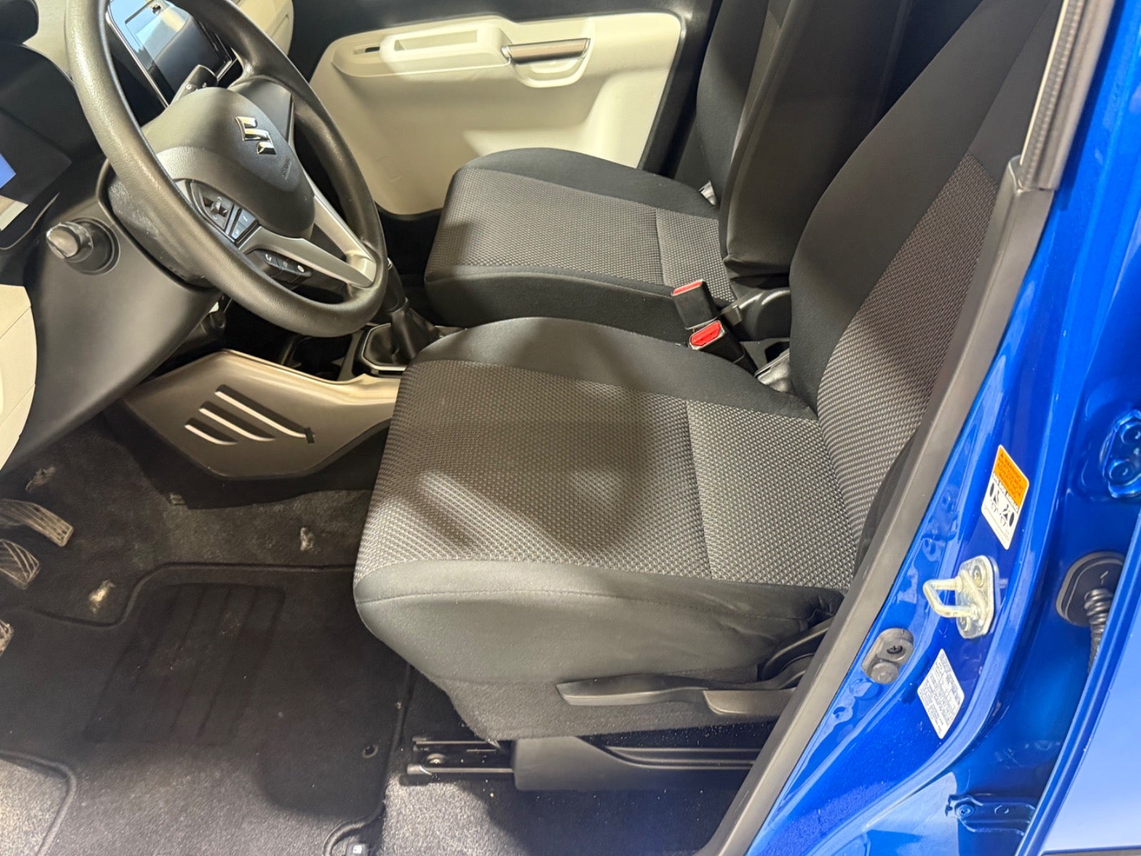 Suzuki Ignis Dualjet Active AGS