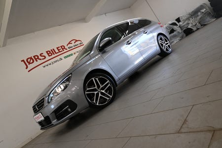 Peugeot 308 BlueHDi 130 Allure+ Sky SW