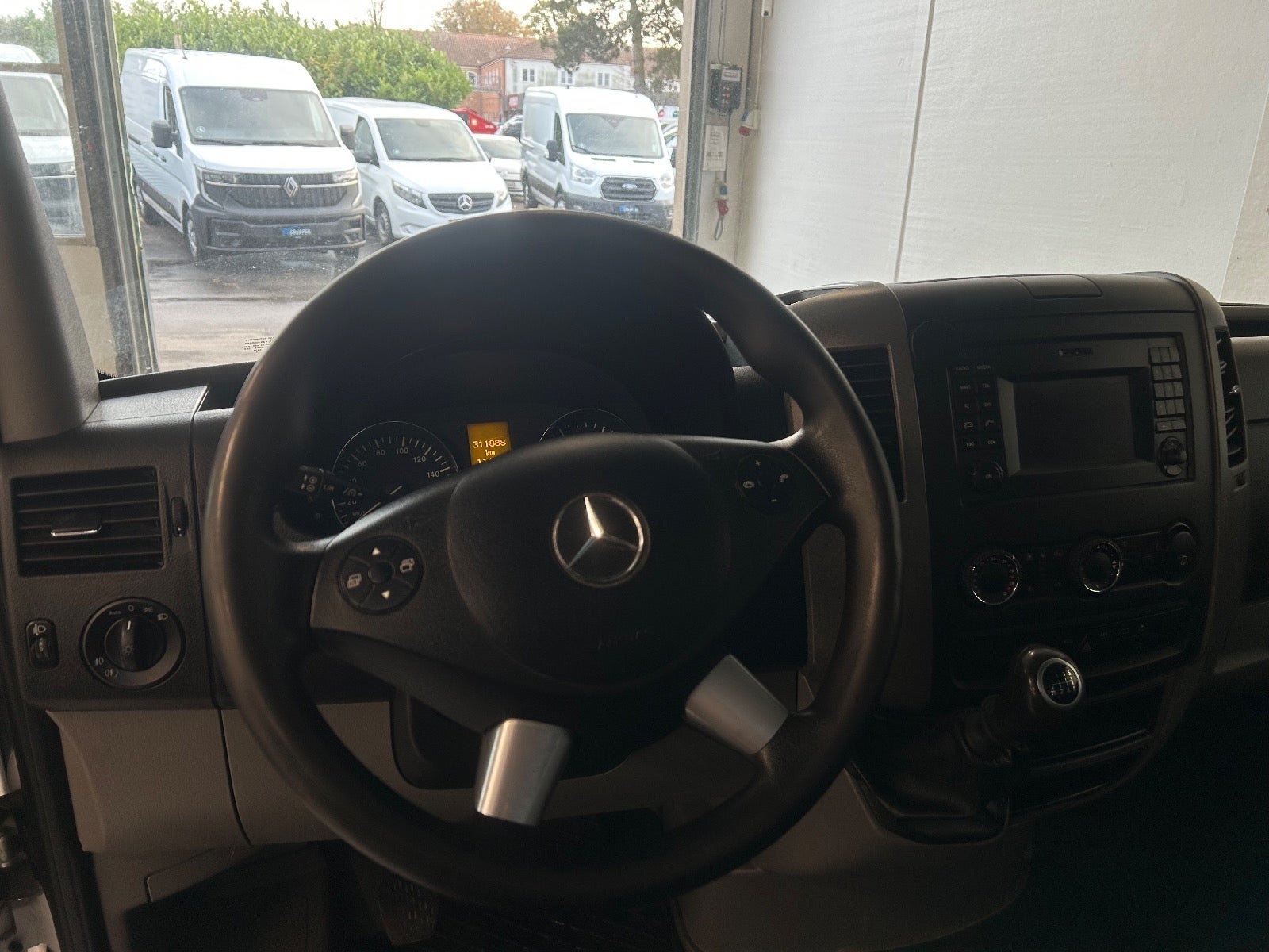 Billede af Mercedes Sprinter 316 2,2 CDi R2 Alukasse m/lift