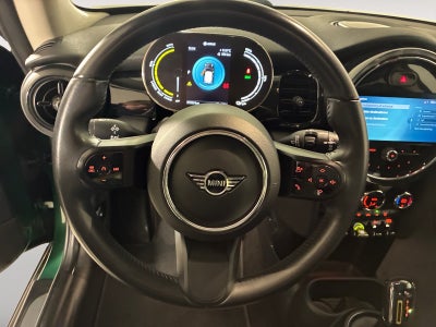 MINI Cooper SE Essential