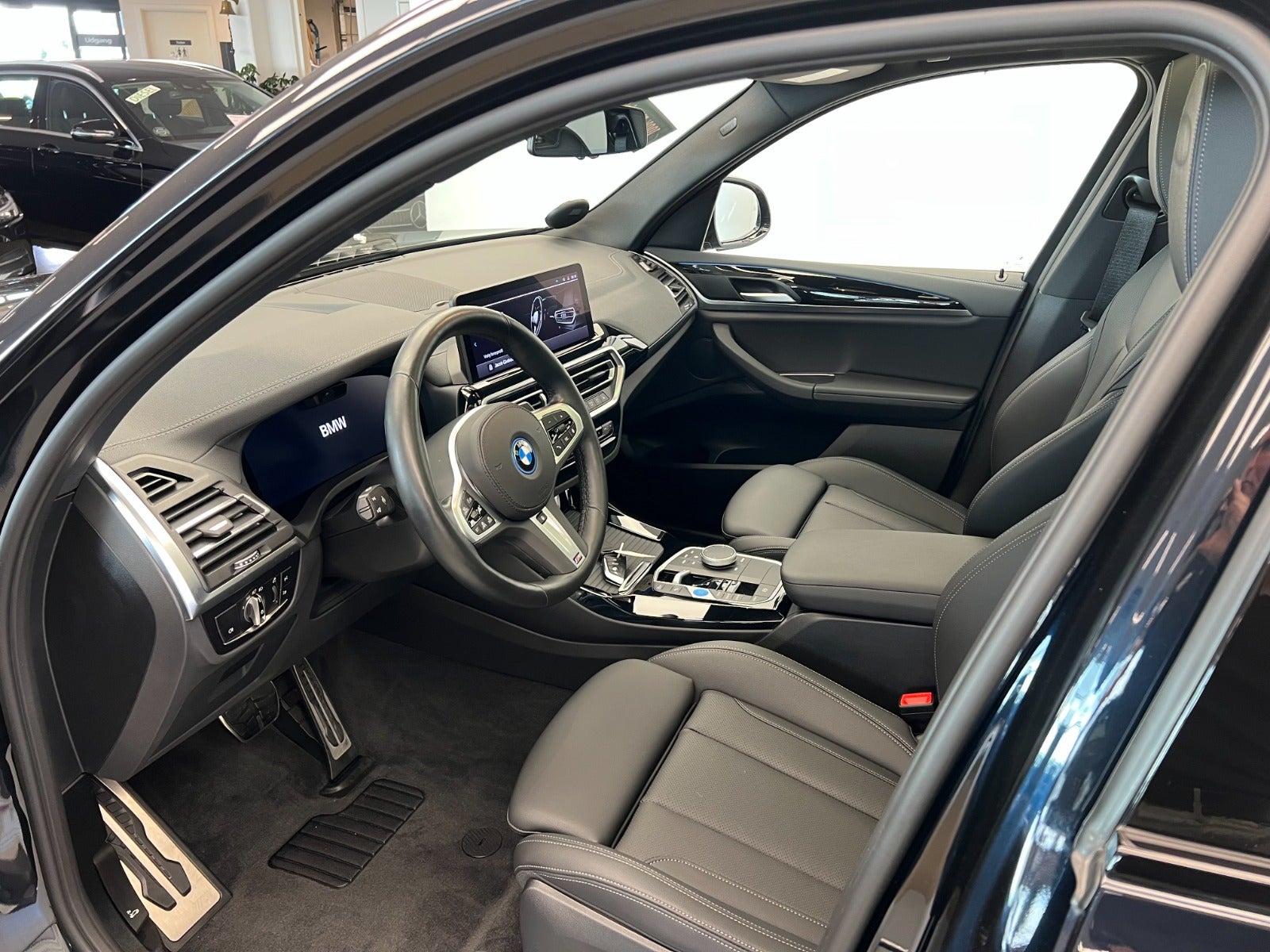 Billede af BMW iX3  Charged M-Sport