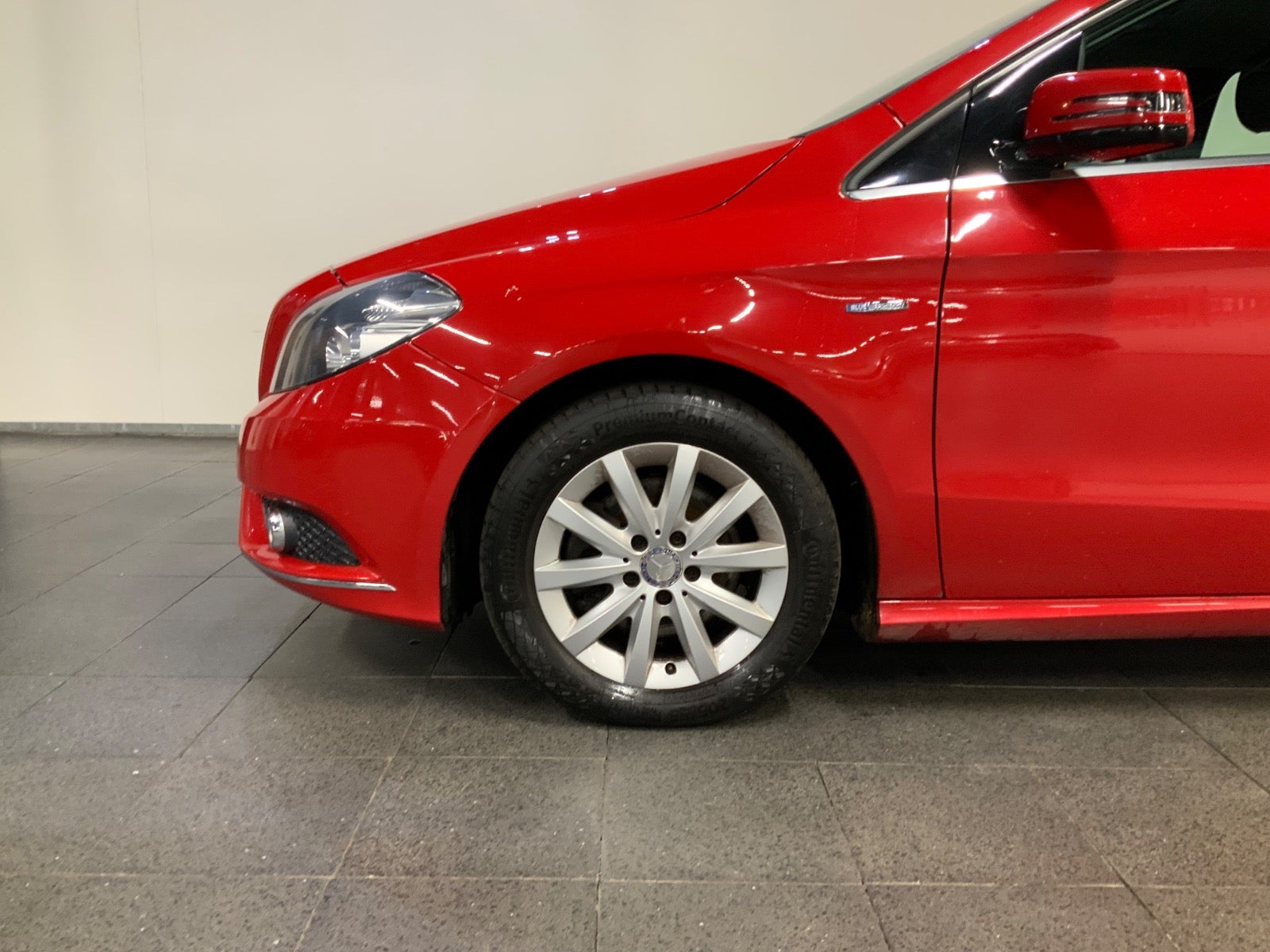 Mercedes-Benz B 200 (3/8)