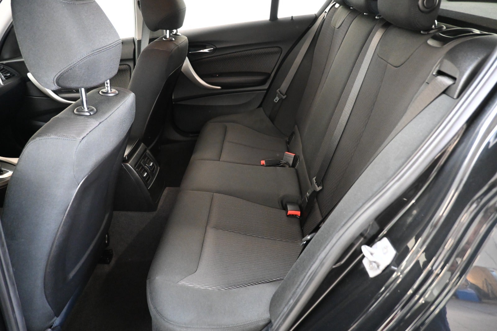 BMW 118i Connected aut.
