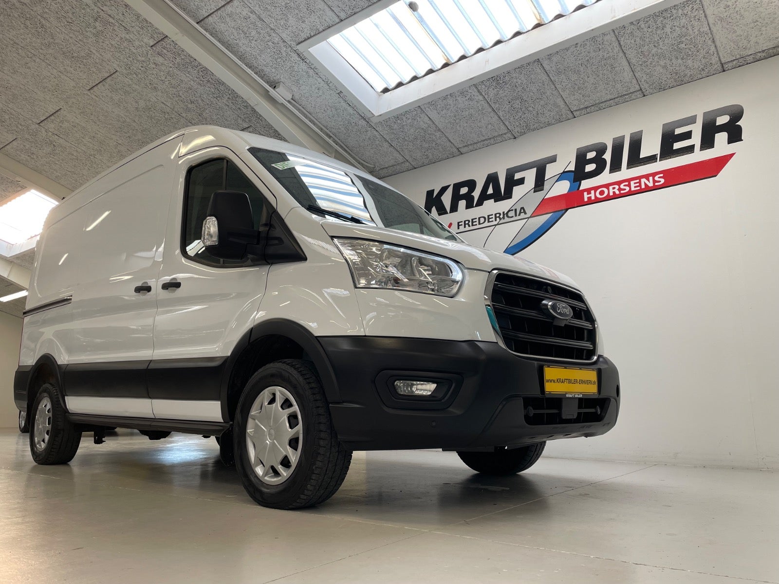 Billede af Ford Transit 350 L2 Van 2,0 TDCi 185 Trend H2 FWD
