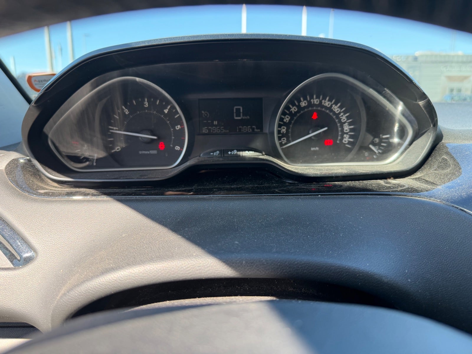 Billede af Peugeot 208 1,5 BlueHDi 100 Signature+