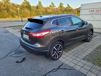 Nissan Qashqai 1,6 Dig-T 163 Tekna Benzin modelår 2014 km 153000 Brun klimaanlæg ABS airbag centrall