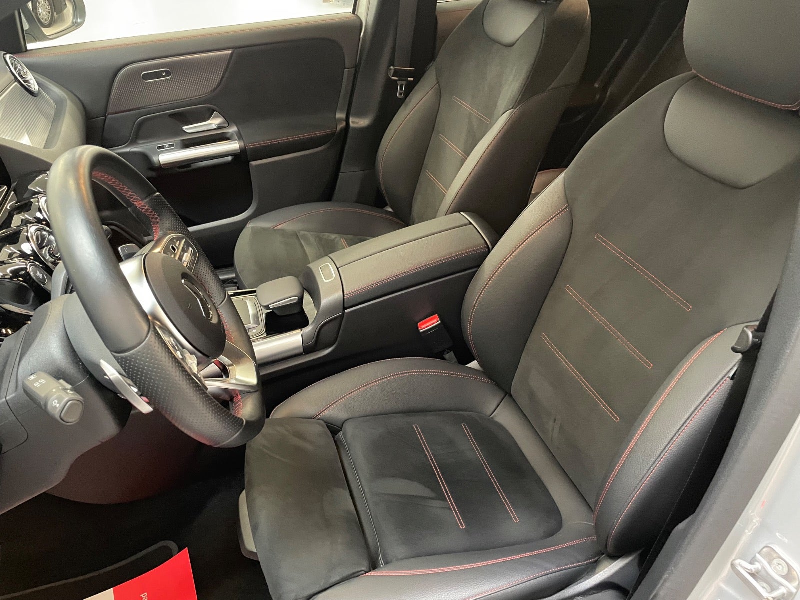 Billede af Mercedes EQA350  AMG Line 4Matic