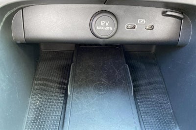 Volvo XC40 P6 ReCharge Core