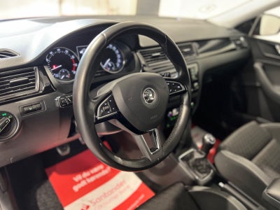 Skoda Rapid TSi 110 Ambition Spaceback