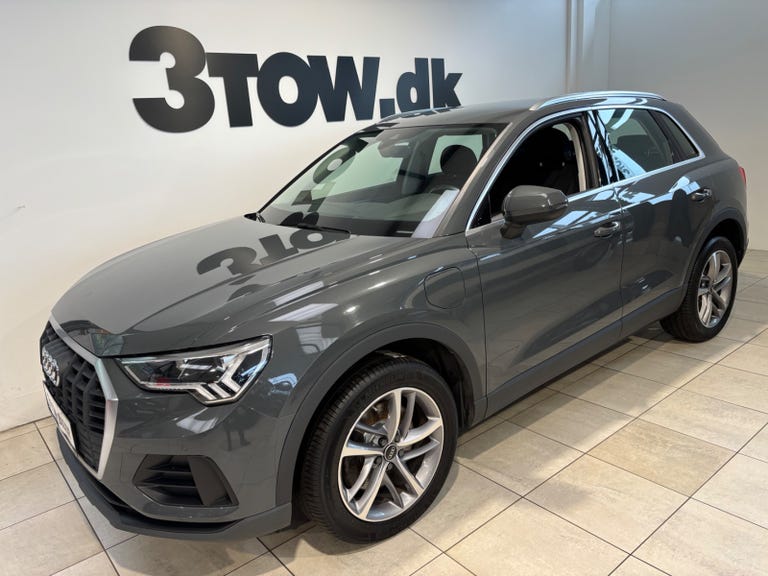 Audi Q3 TFSi e Attitude plus S-tr.