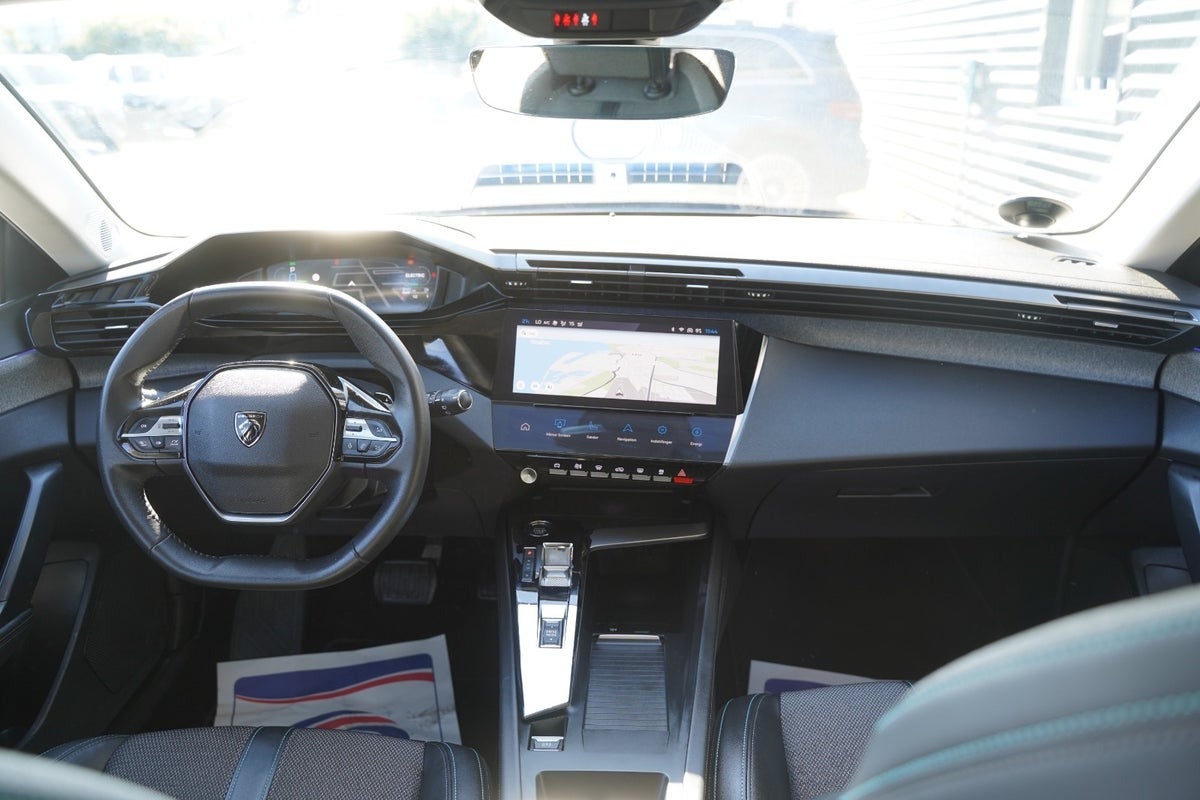 Billede af Peugeot 308 1,6 Hybrid Allure Pack EAT8