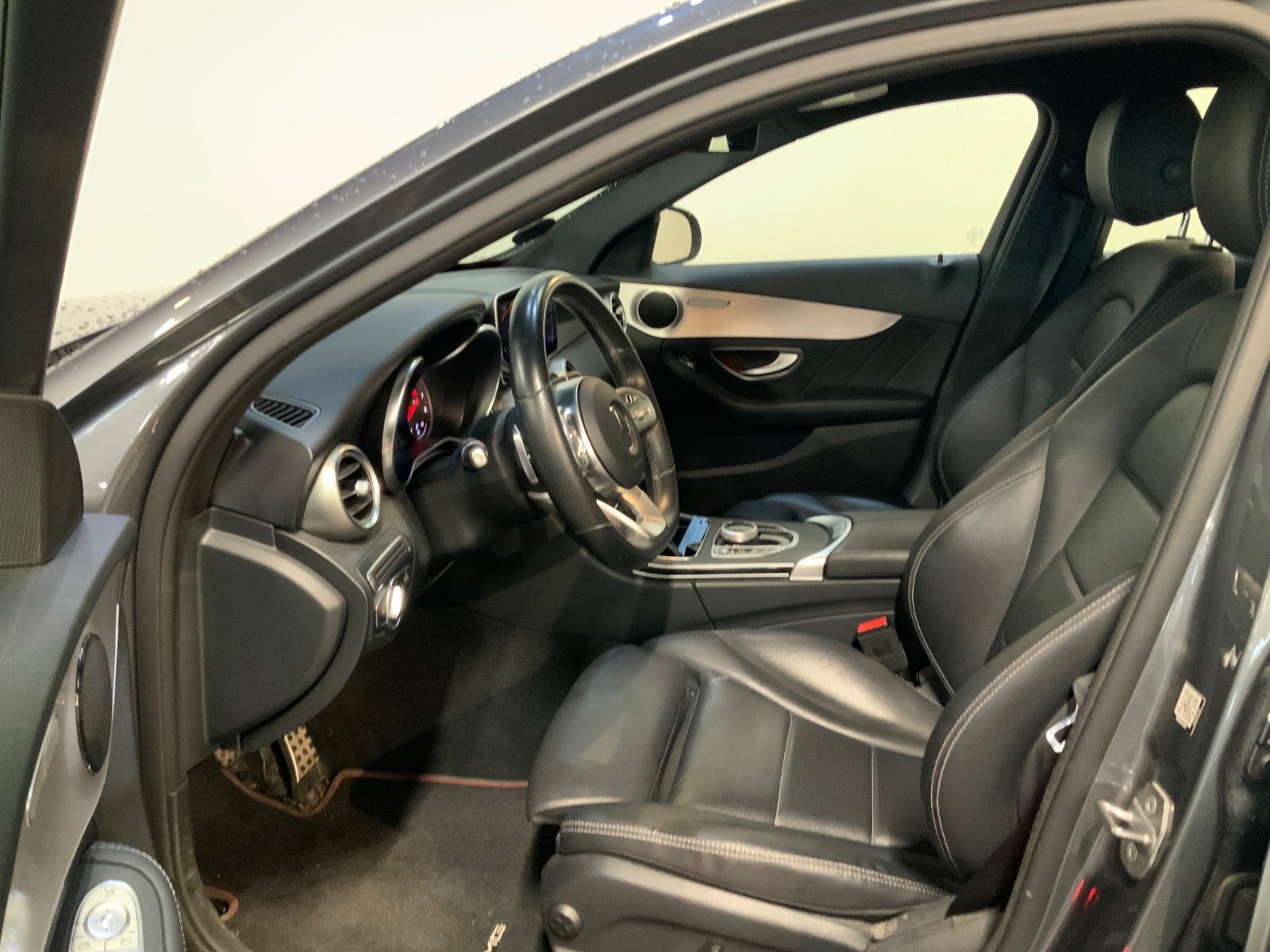 Mercedes-Benz C 300 (6/8)