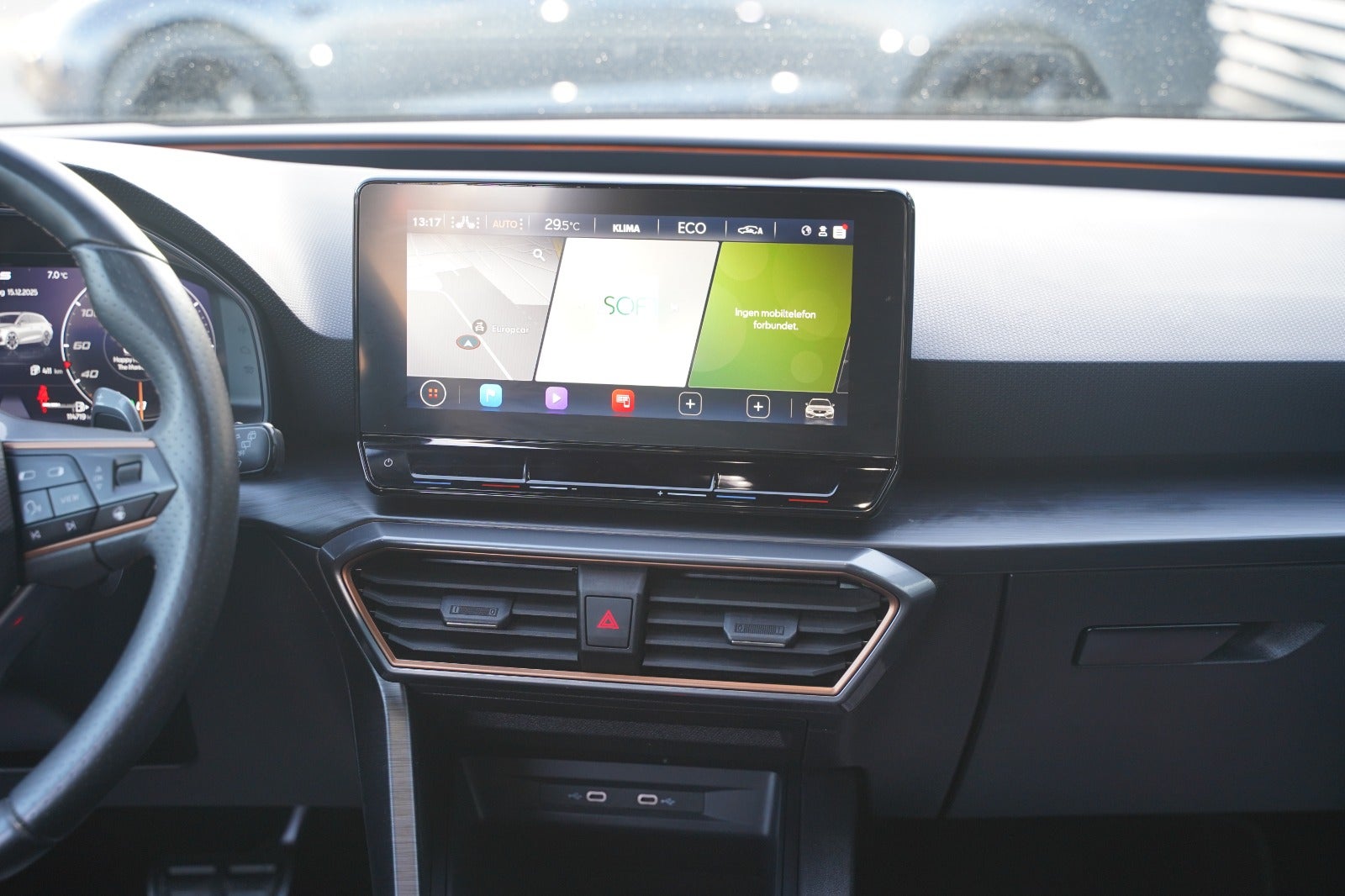 Billede af Seat Leon 1,4 eHybrid Cupra Sportstourer DSG