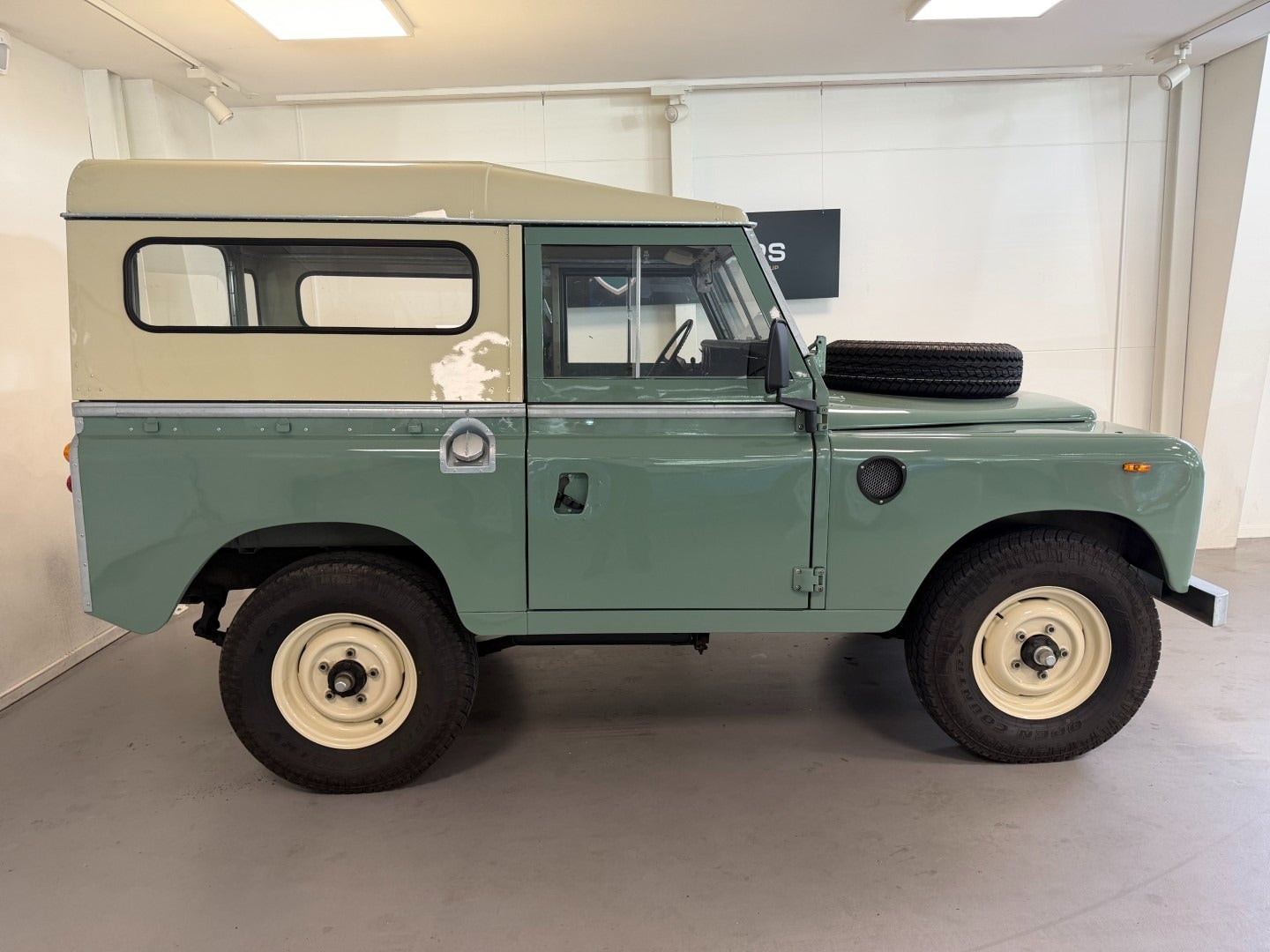 Land Rover Serie III 2,3