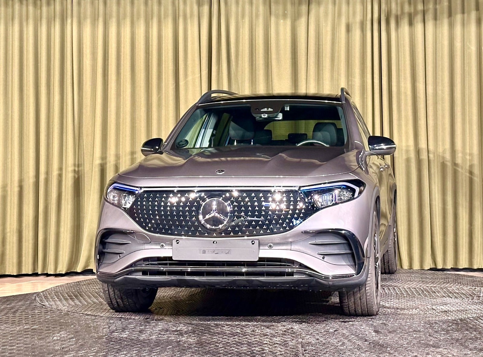 Billede af Mercedes EQB250+  AMG Advance Plus 7prs