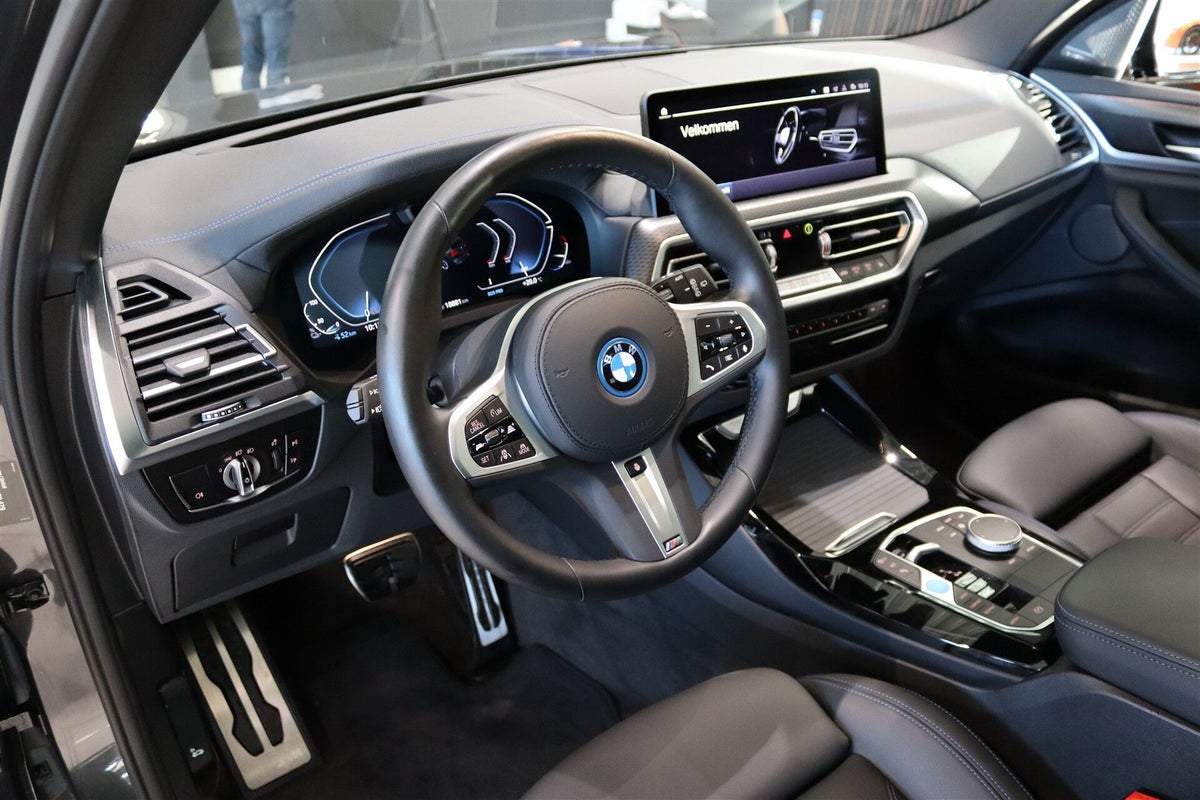 BMW iX3 Charged Plus M-Sport billede 6