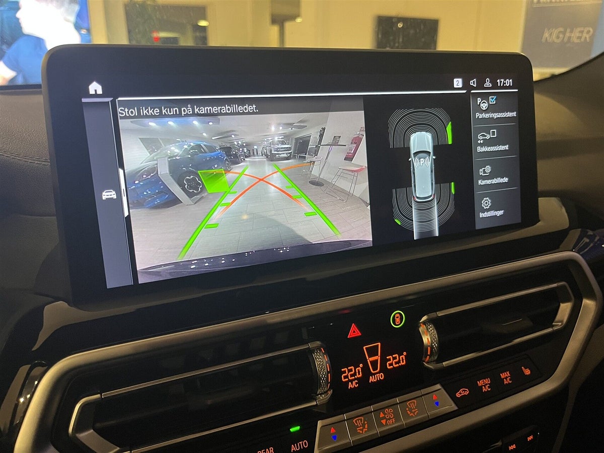 BMW iX3 Charged M-Sport billede 7