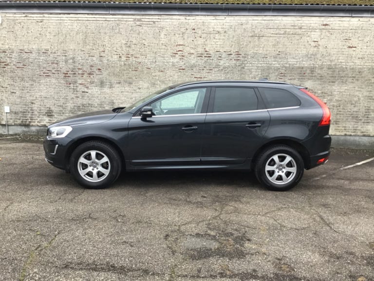 Volvo XC60 T5 245 Momentum aut.