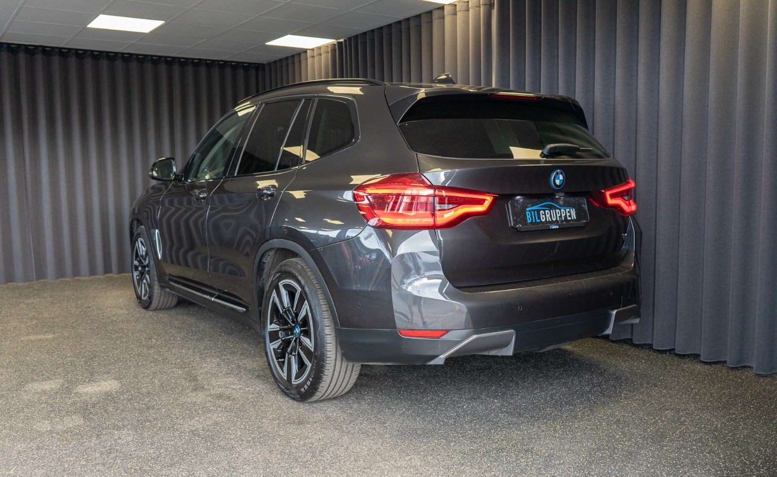 Billede af BMW iX3  Charged