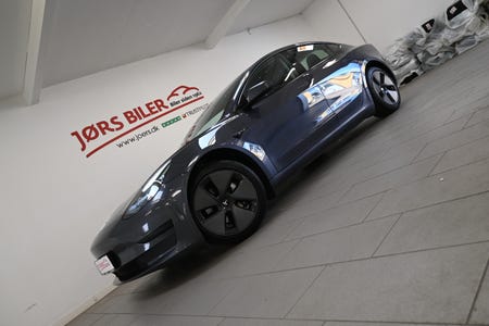 Tesla Model 3 Standard Range+ RWD