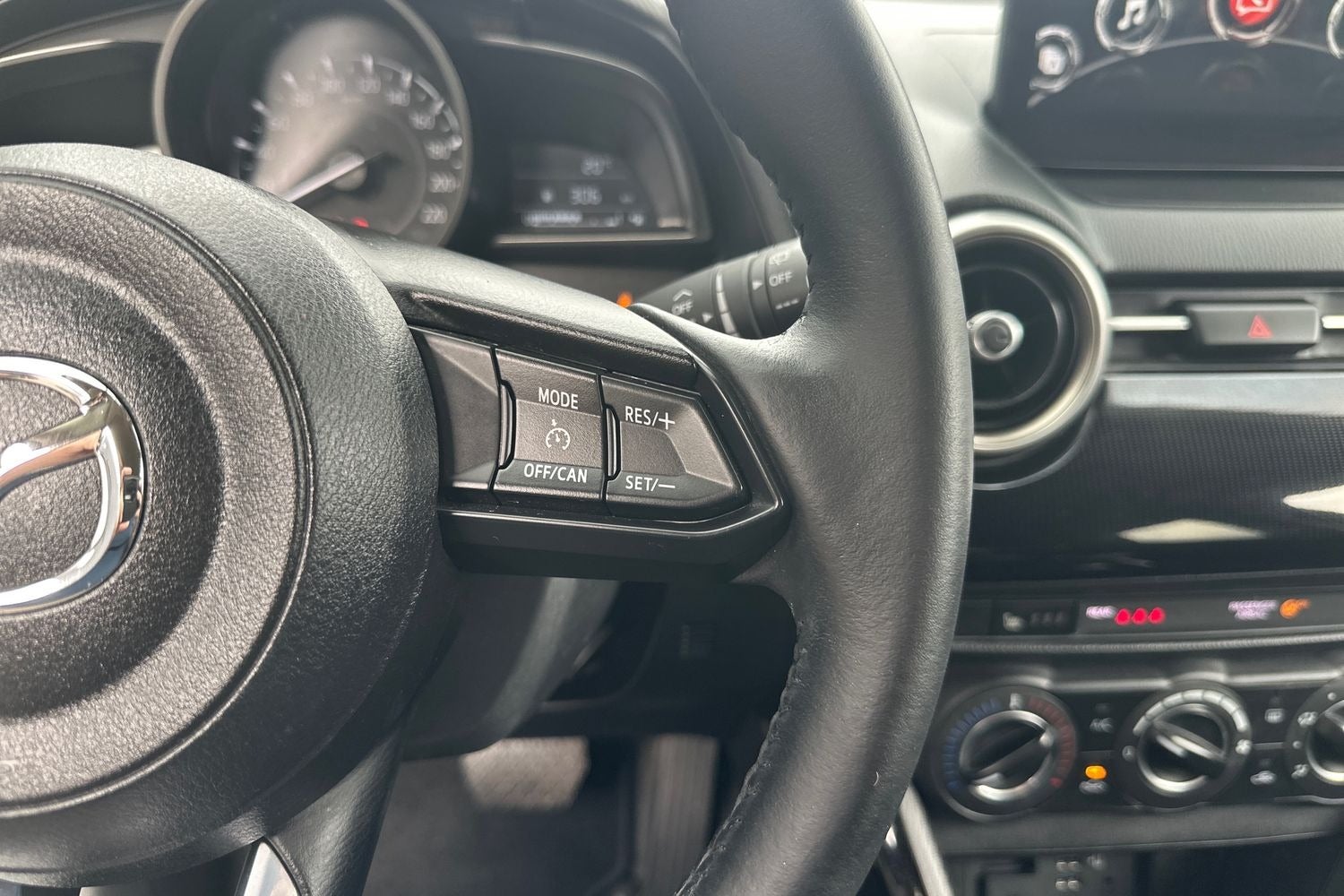 Billede af Mazda 2 1,5 SkyActiv-G 90 Sky aut.