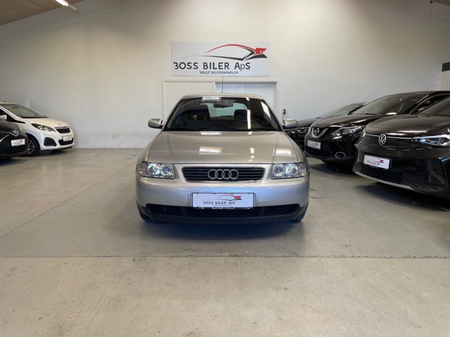 Audi A3 1,6 Ambiente