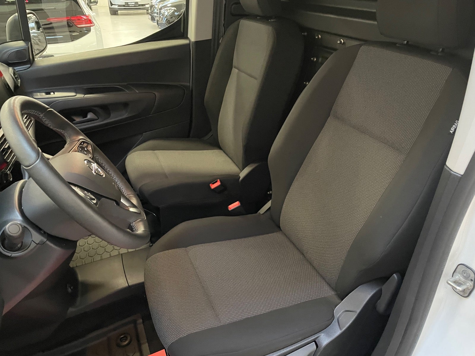 Billede af Opel Combo-e 50 Innovation L2V1