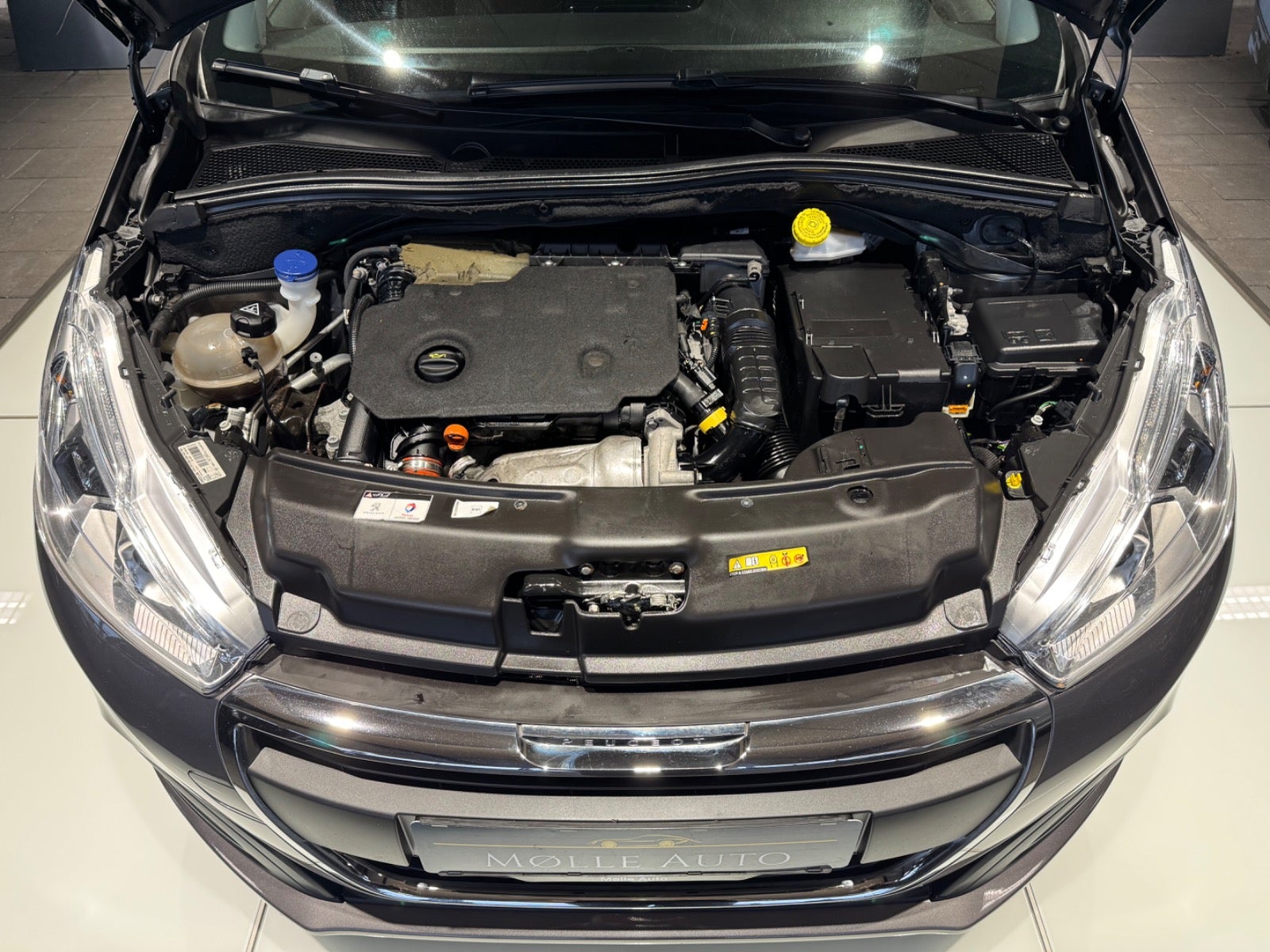 Billede af Peugeot 208 1,5 BlueHDi 100 Envy