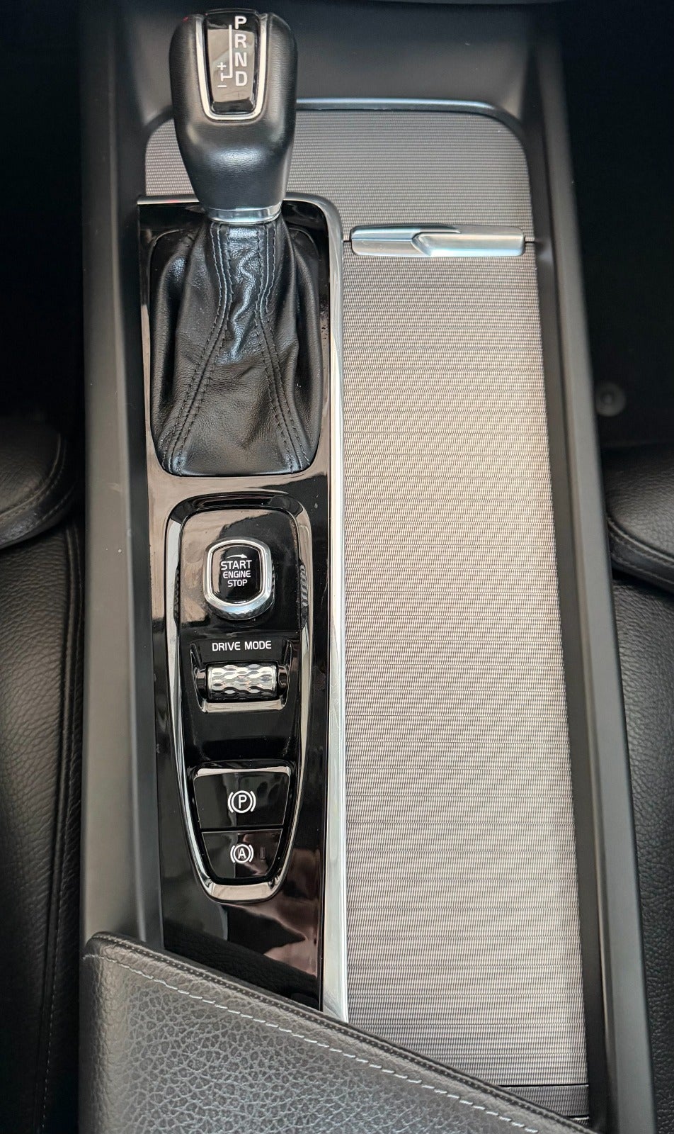 Billede af Volvo XC60 2,0 T5 250 Inscription aut. AWD Van