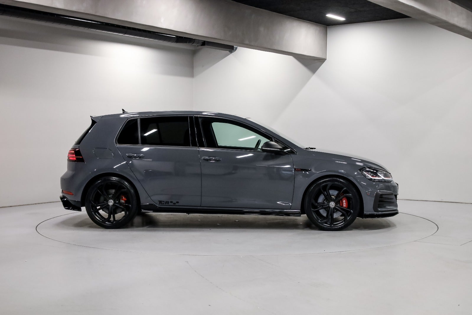 VW Golf VII 2,0 GTi TCR DSG