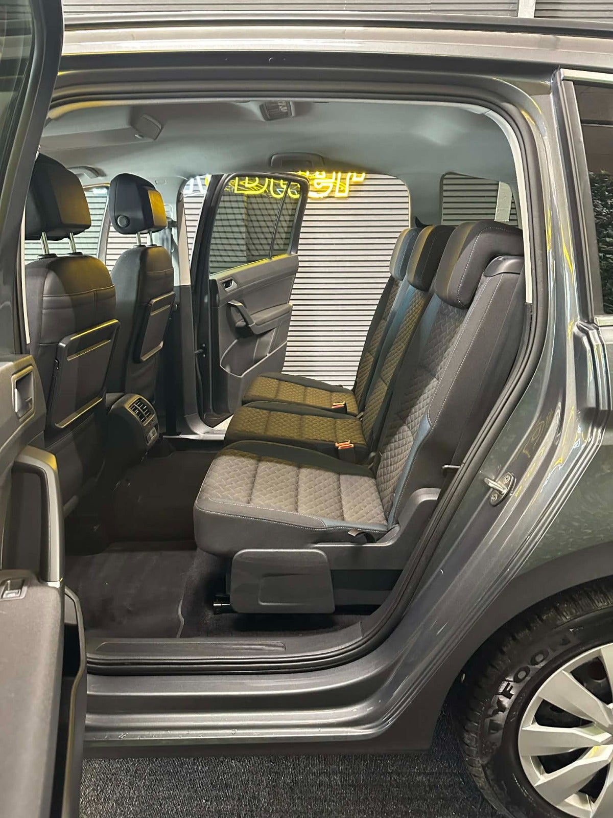 Billede af VW Touran 2,0 TDi 150 IQ.Drive DSG 7prs