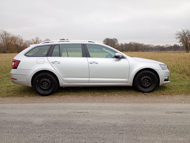 Skoda Octavia TSi 150 Style Business Combi DSG