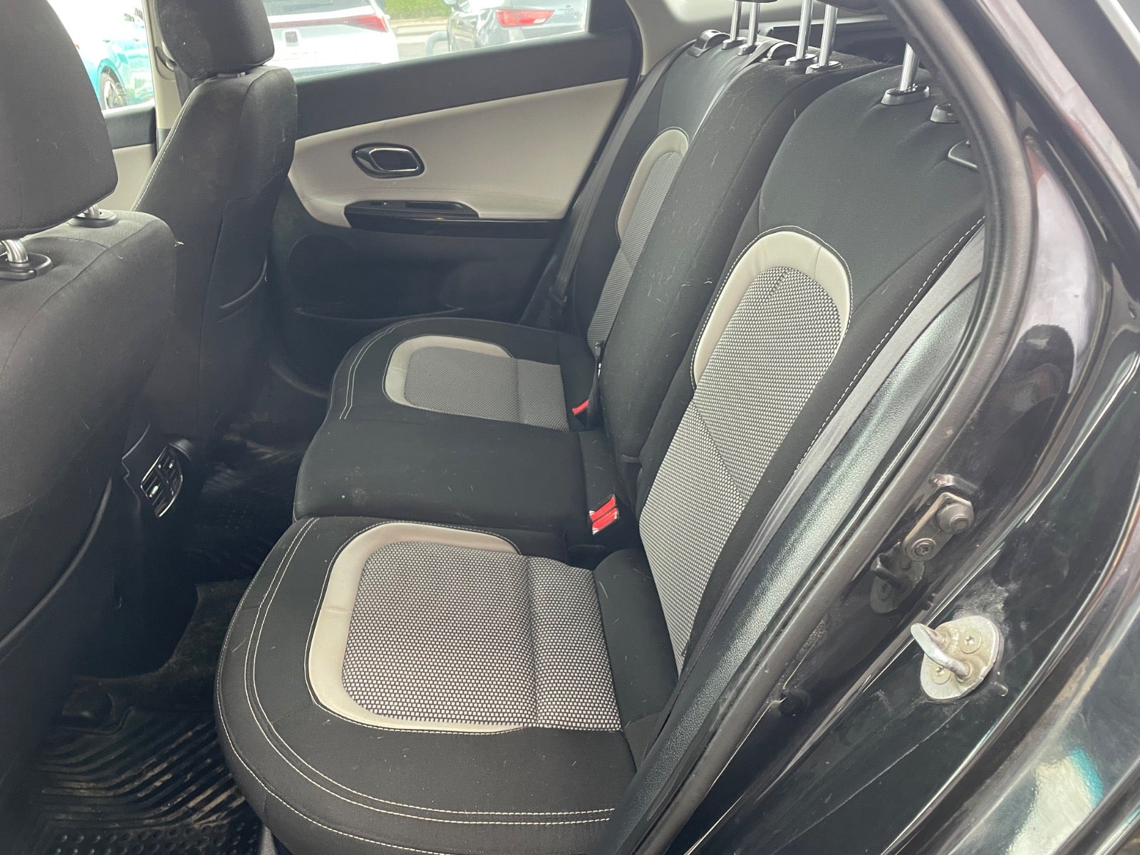 Billede af Kia Ceed 1,6 CRDi 128 Premium SW