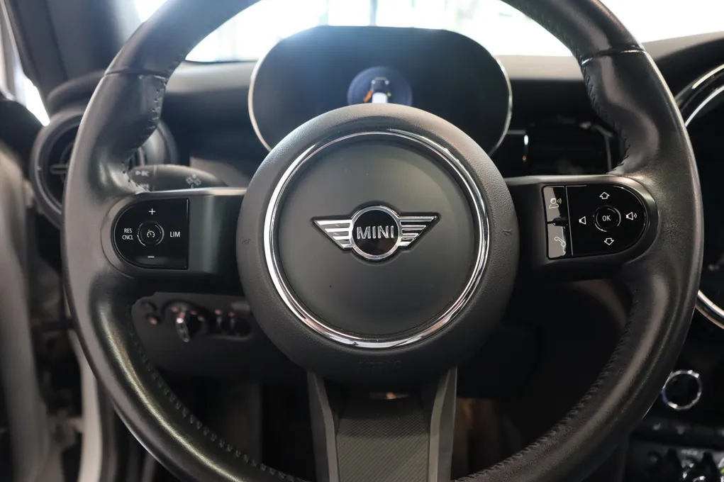 MINI Cooper SE Camden Edition