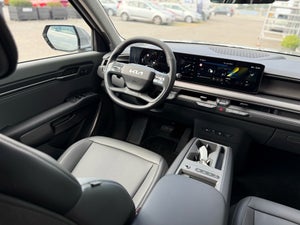 Kia EV9 Standard Range Upgrade RWD 7prs