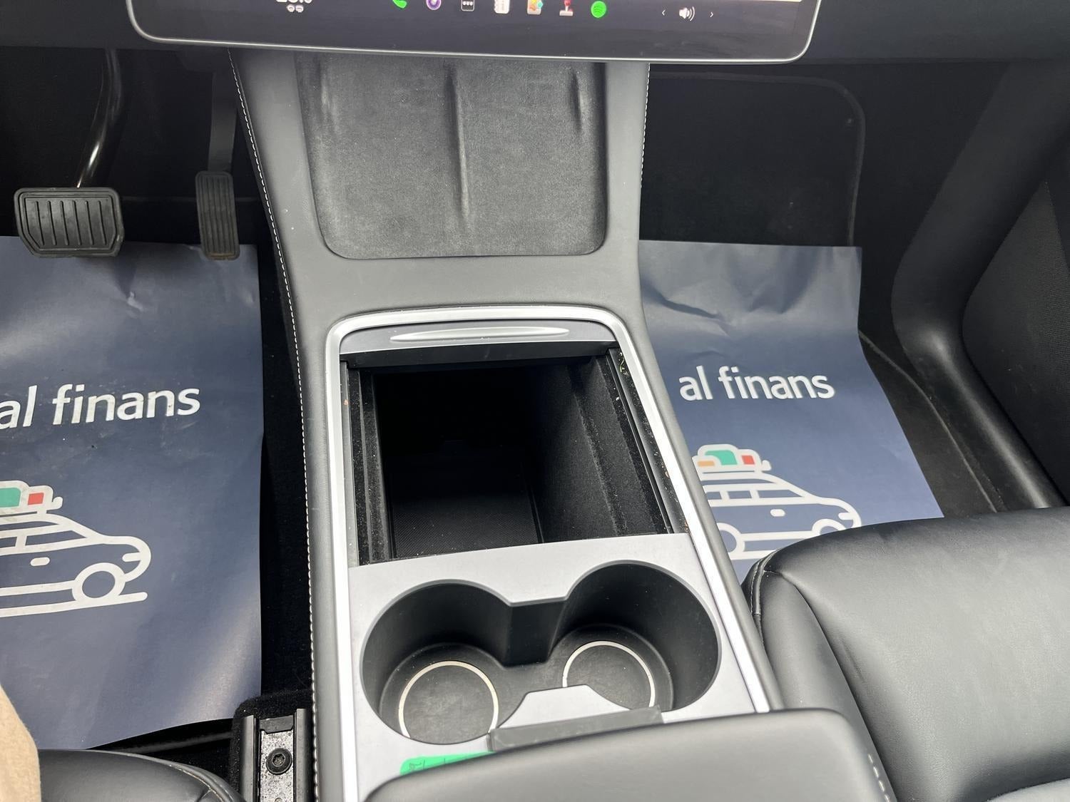 Billede af Tesla Model Y  RWD