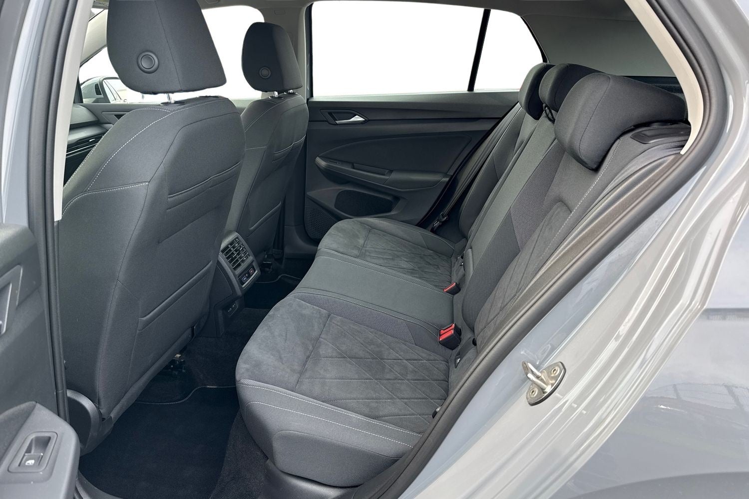 Billede af VW Golf VIII 1,5 eTSi 150 Style DSG