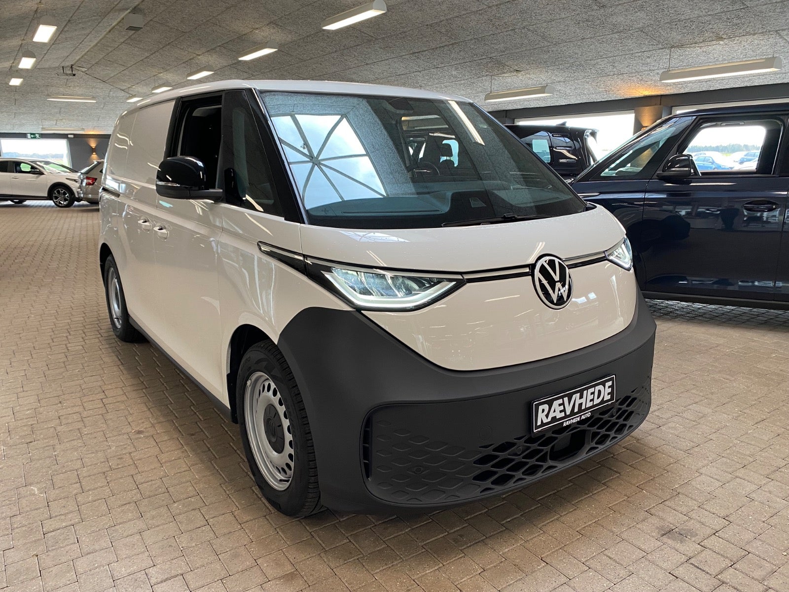 VW ID. Buzz Cargo Comfort+ – 2