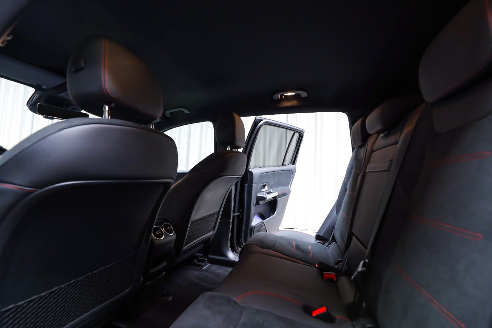 Mercedes-Benz EQB 250+ (5/8)