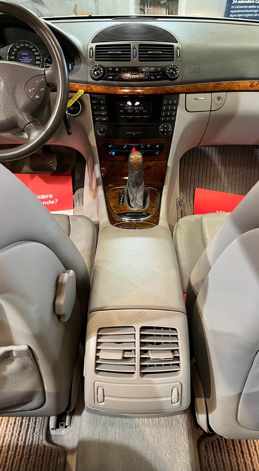 Billede af Mercedes E320 3,2 Elegance aut.