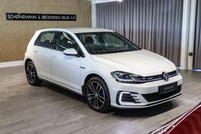 VW Golf VII 1,4 GTE DSG 5d