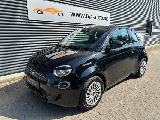 Fiat 500e Action